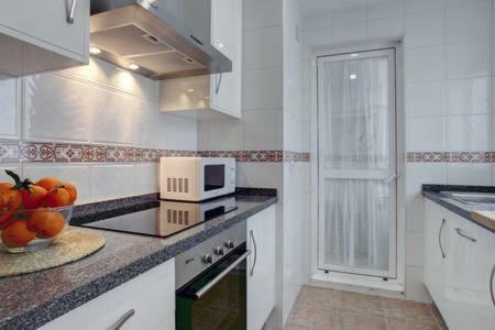 Apartament Vista Al Faro Estepona Zewnętrze zdjęcie